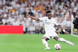 巴黎0-3曼城：英超没指望，曼城为欧冠冠军，哈兰德为金球奖，拼了｜前瞻.